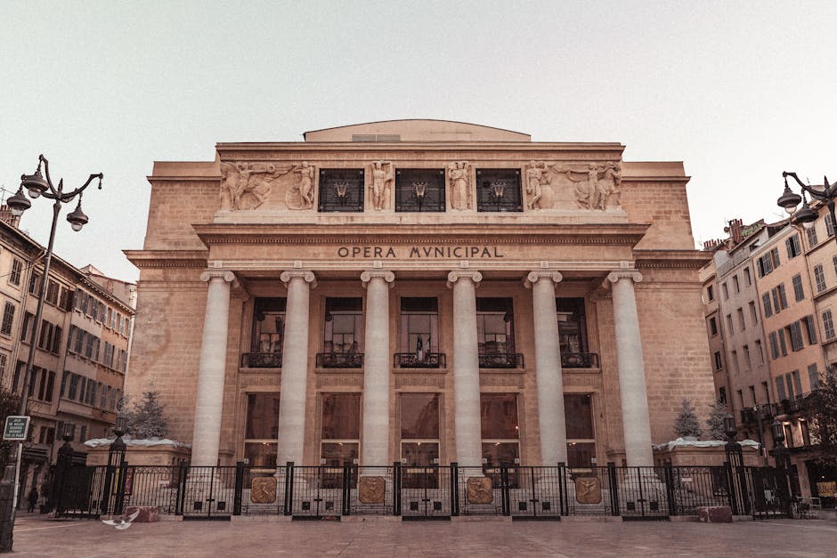 Braunes Betongeb&auml;ude